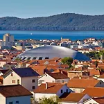 In With Sea View, Balcony, Air Conditioning, Wifi 858-2